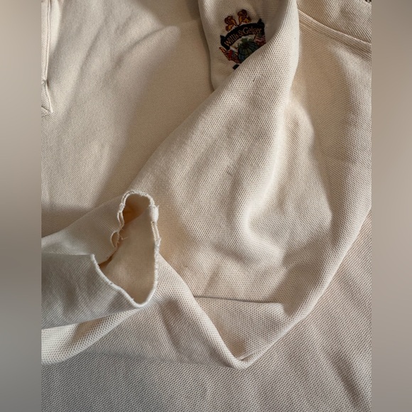 Willis & Geiger Distressed Thick Cotton Polo with Crest - Picture 11 of 13